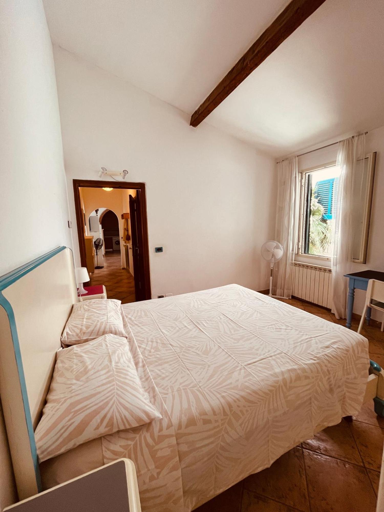 Eremomarino Apartment 利沃诺 外观 照片
